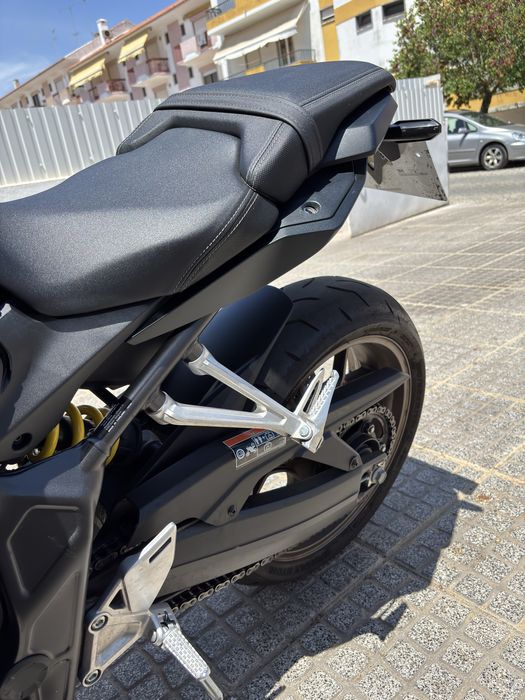 CB650R [35Kw Livrete{