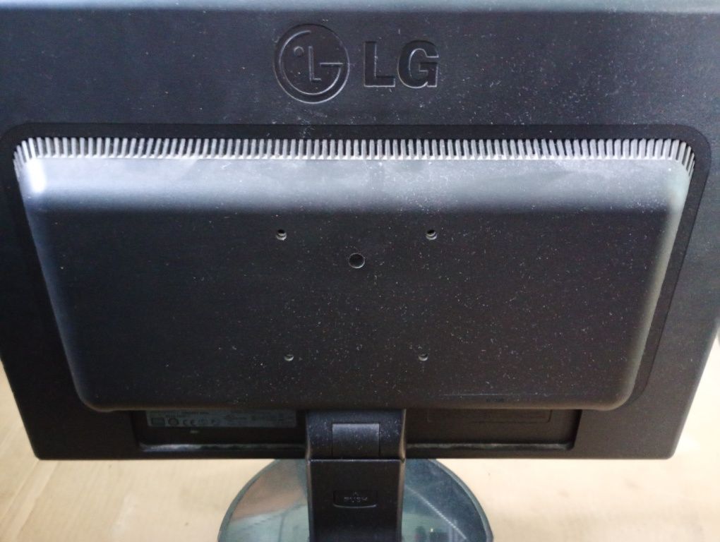 Monitor Lg flatron W1942s