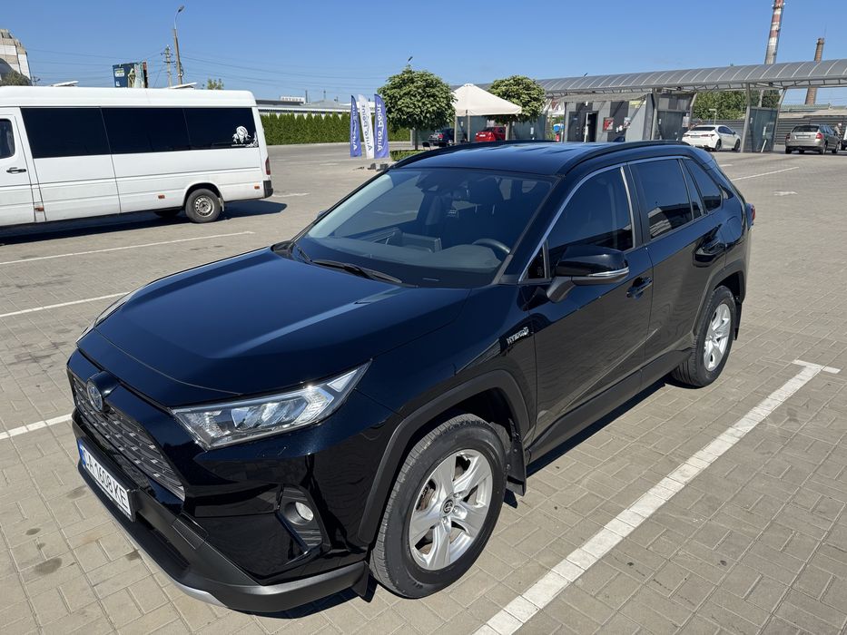 Toyota RAV4 Hybrid з гарантією