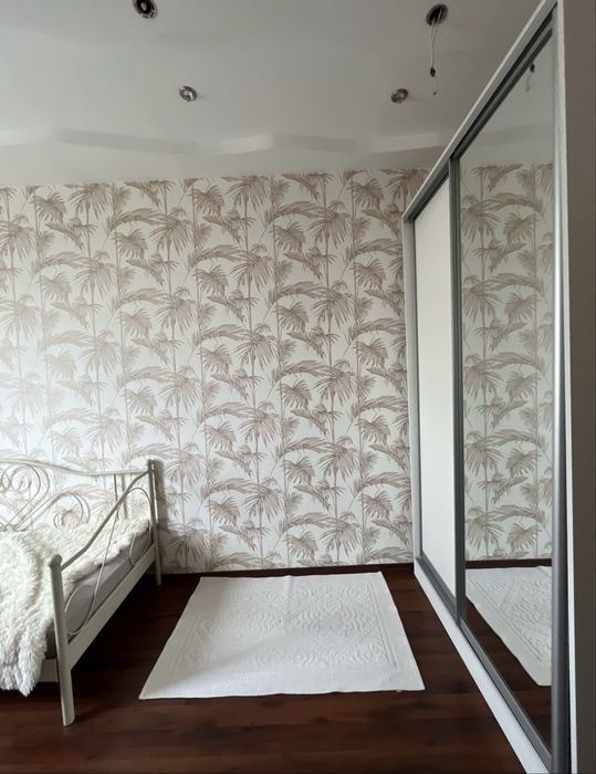 Продам 3-х комнатную квартиру по пр.Аношкина. Ж