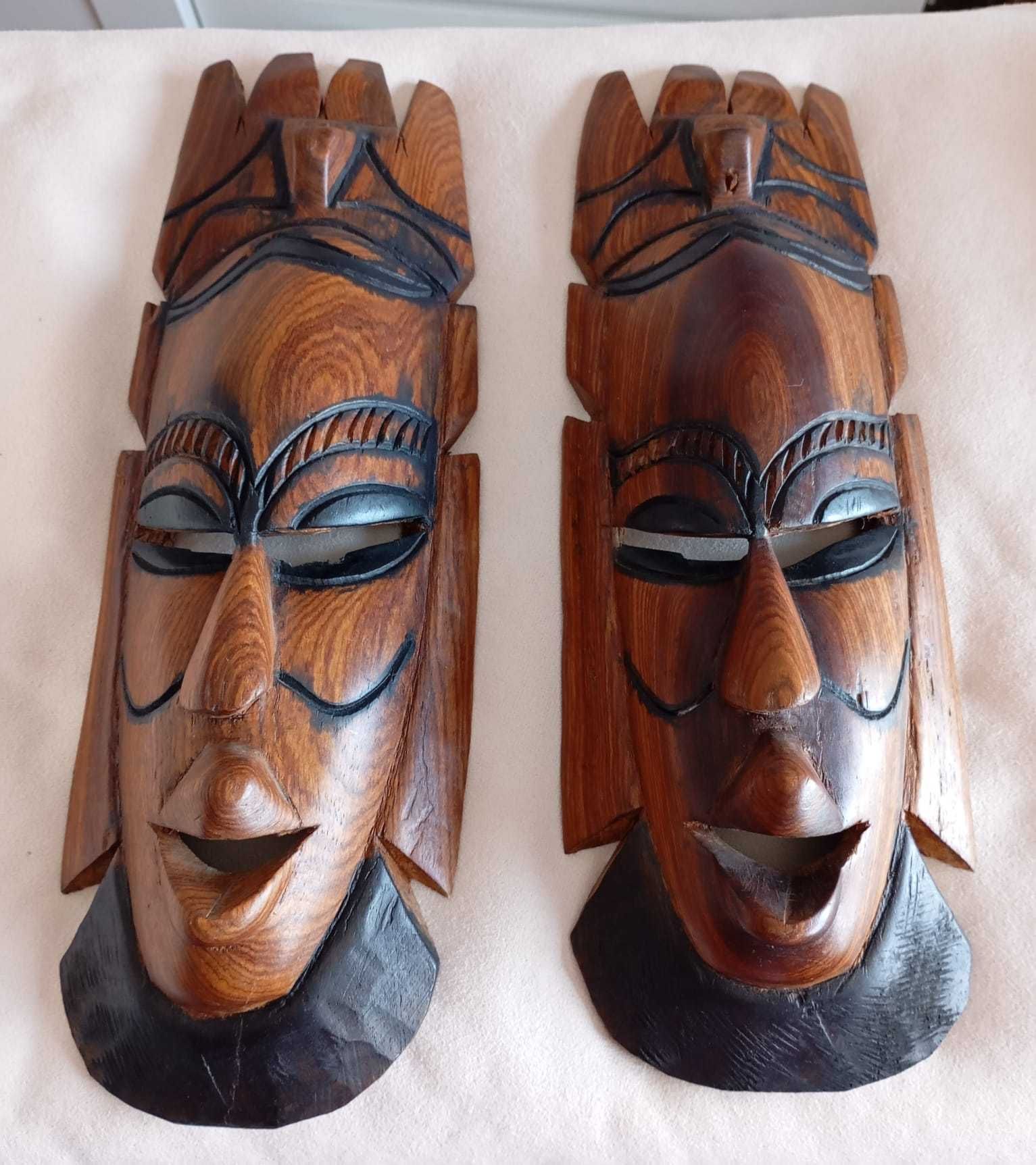 Vendo estatutas as duas por 25€
