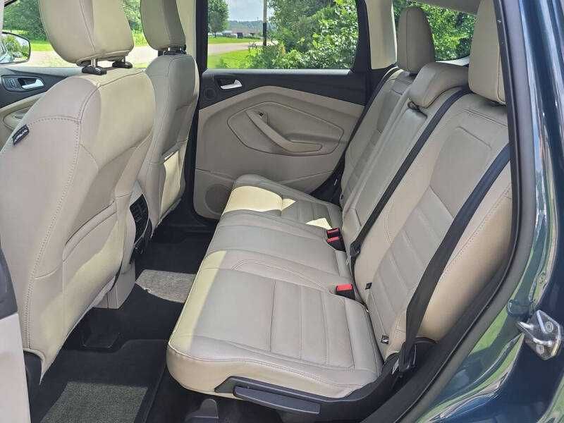 2019 Ford Escape Titanium