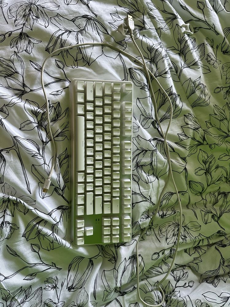 Spc gear gk630k tournament onyx white