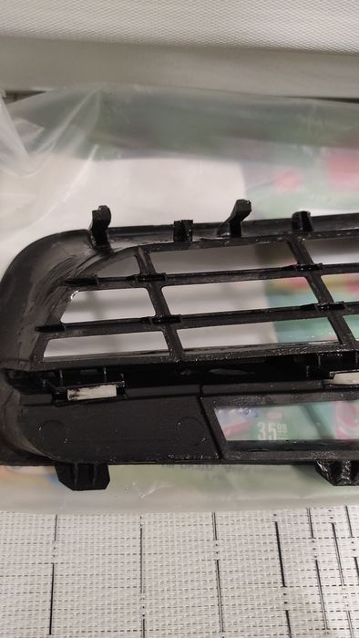 Решітка бампера renault megane 2 (ніздрі)