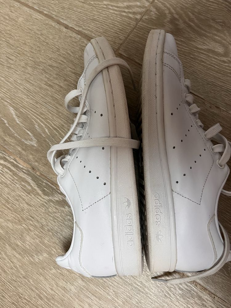 Кеди adidas оригінальні