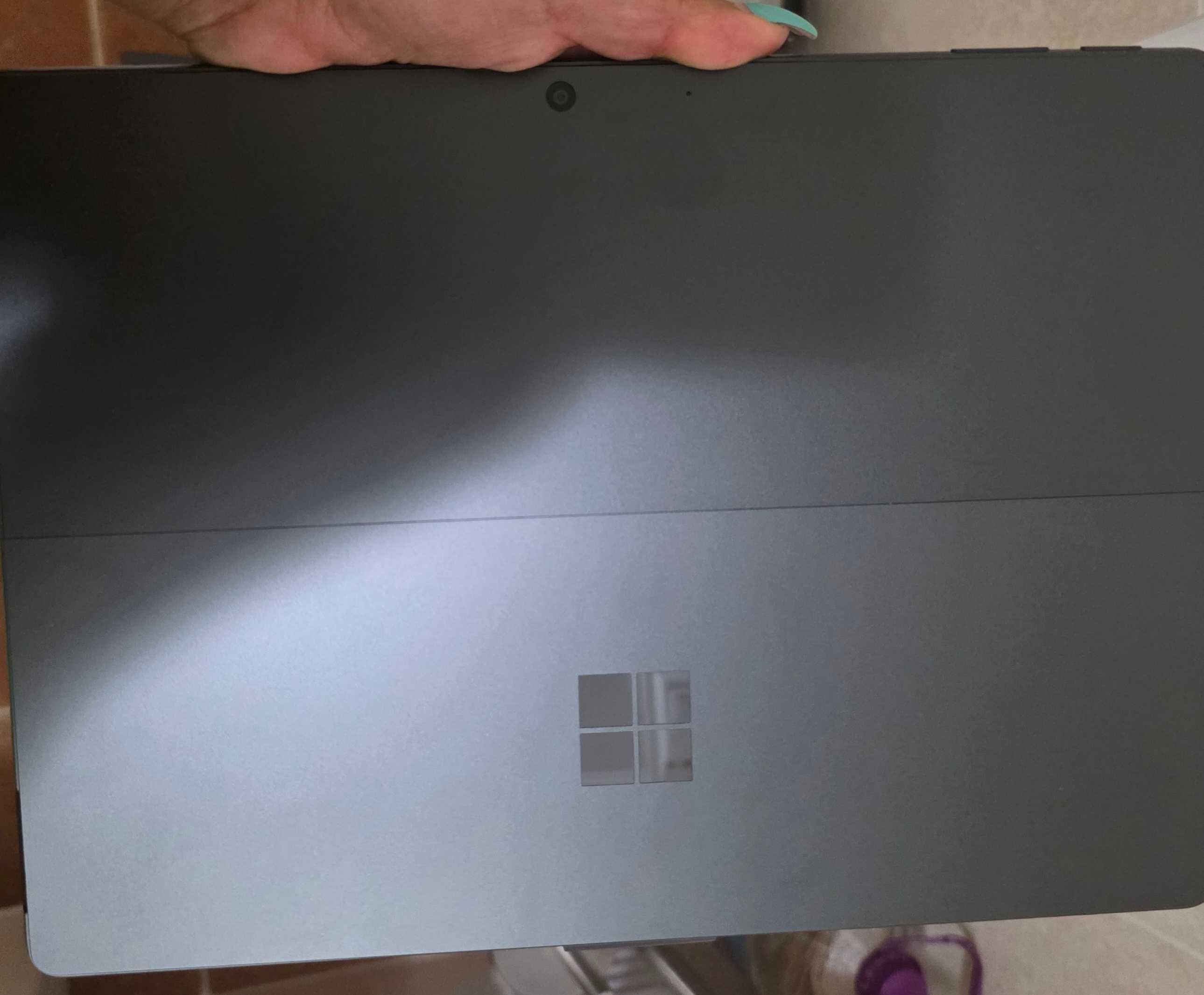 Microsoft surface pro snapdragon X Plus