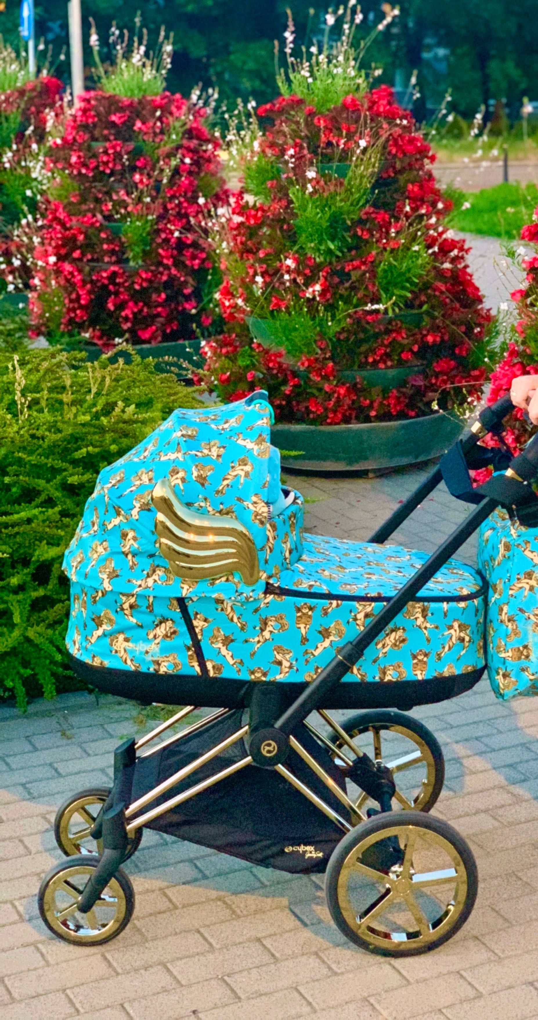 Gondola Cybex Priam 2.0 LUX Cherub Blue by Jeremy Scott