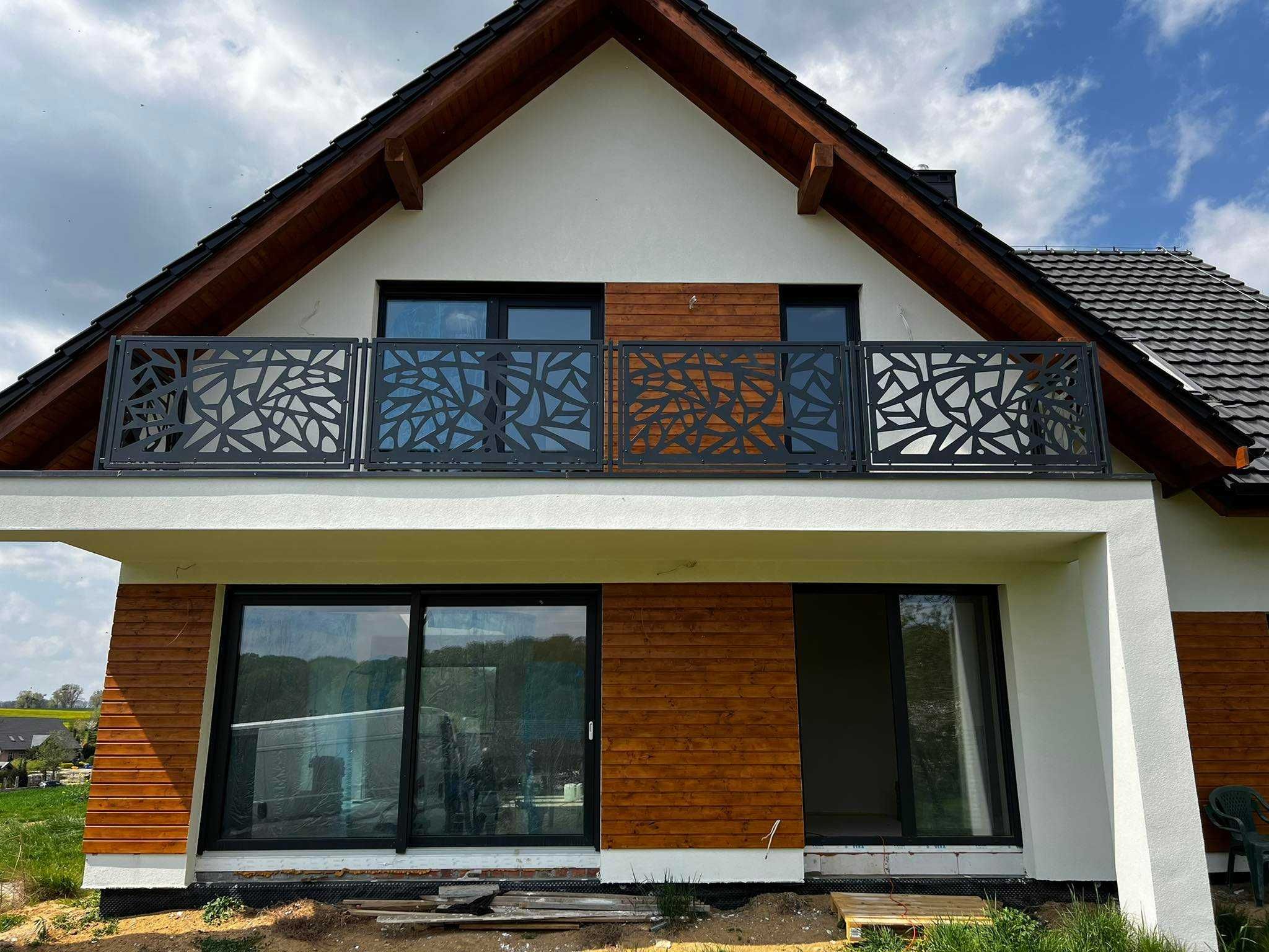 Balkon zewnętrzny, francuski, balustrada schodowa, ażurowa