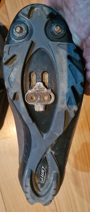 Sapatos BTT DMT kM4