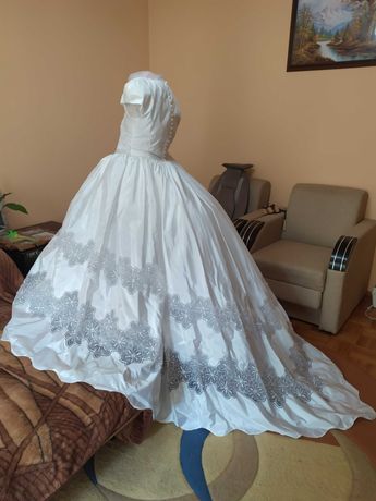 весільна сукня плаття платье свадебное зі шлейфом ІТАЛІЯ + болеро