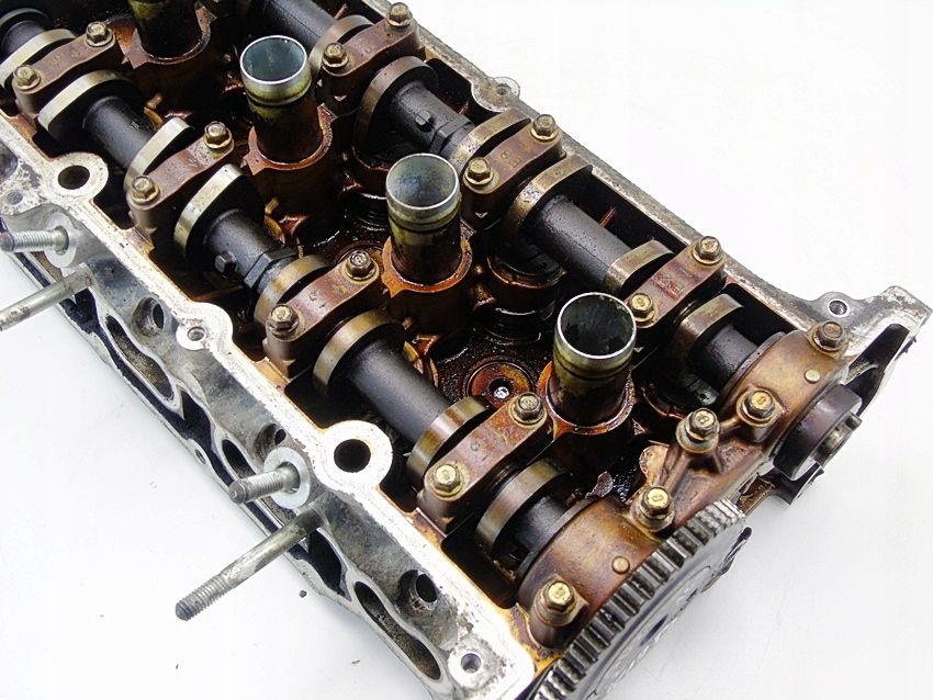 GŁOWICA WAŁKI ROZRZĄDU 1.2 16V Swift IV 3 Agila B Splash Solio…