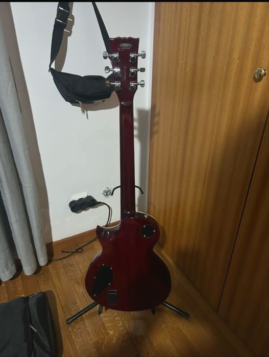 Harley Benton SC-Custom II – Guitarra Elétrica com EMGs + Bigsby