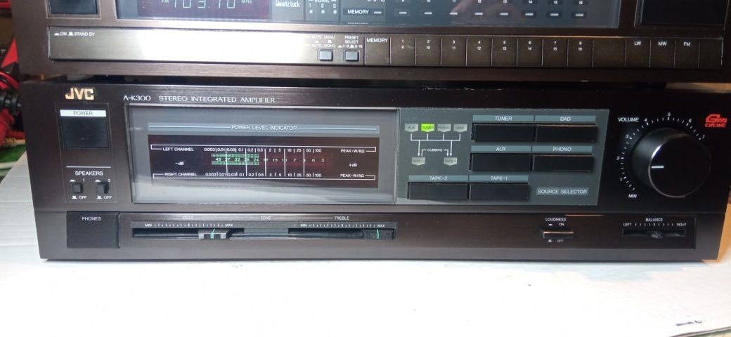 Wzmacniacz JVC K-A300