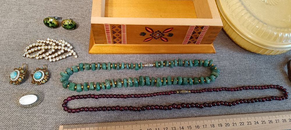 Гранатовые бусы, нефритовые, бижутерия