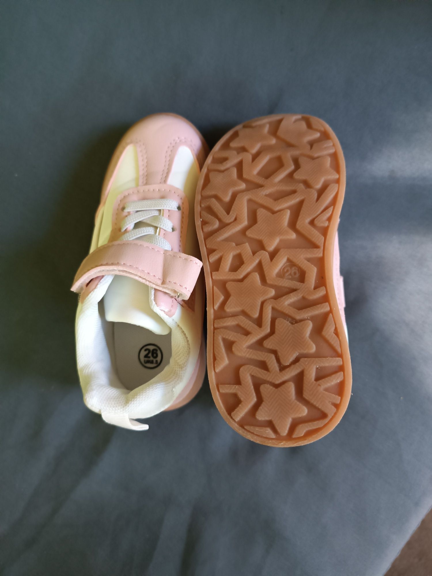 Sneakersy dziewczęce adidasy nowe r. 26