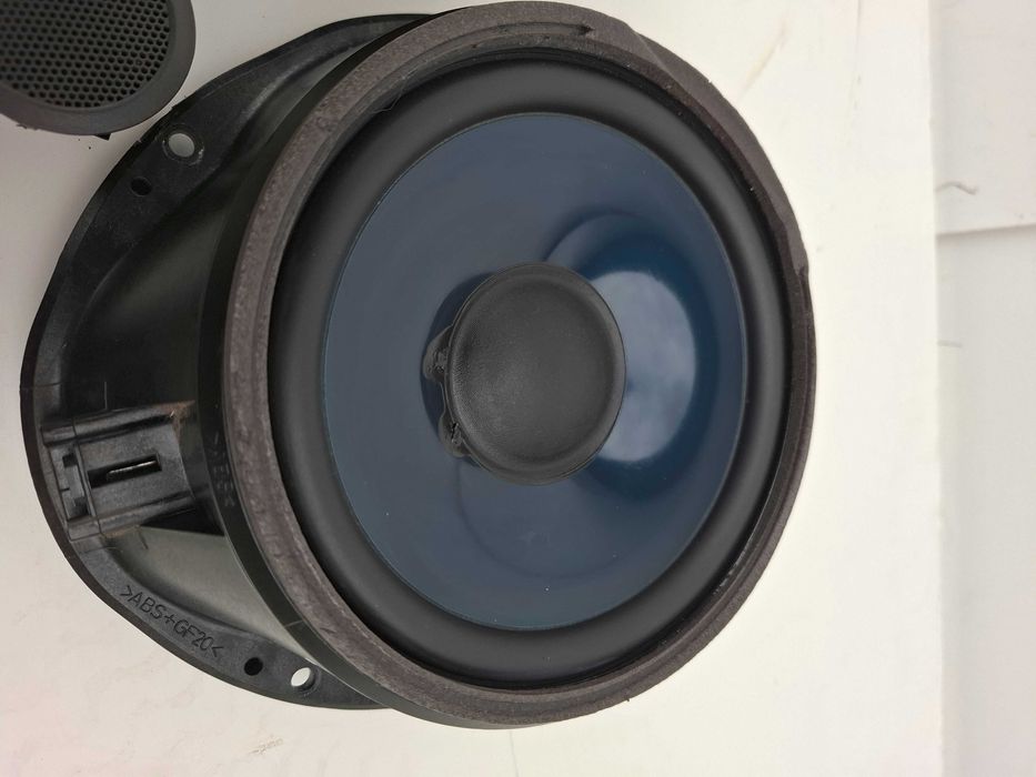 Głośniki Ford Focus mk2 głośniki Titanium