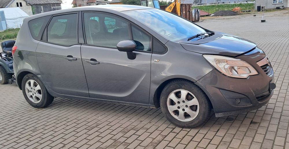 Opel Meriva B 1.3 diesel do naprawy