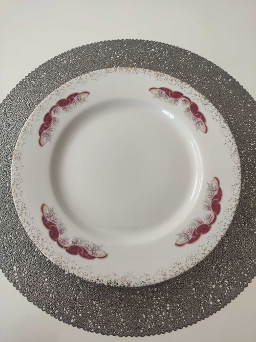 Duży talerz dekoracyjny porcelana Rosenberg biały bordo złote wstawki