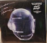 Коллекция пластинок электронная музыка Daft Punk Mike Oldfield Moby
