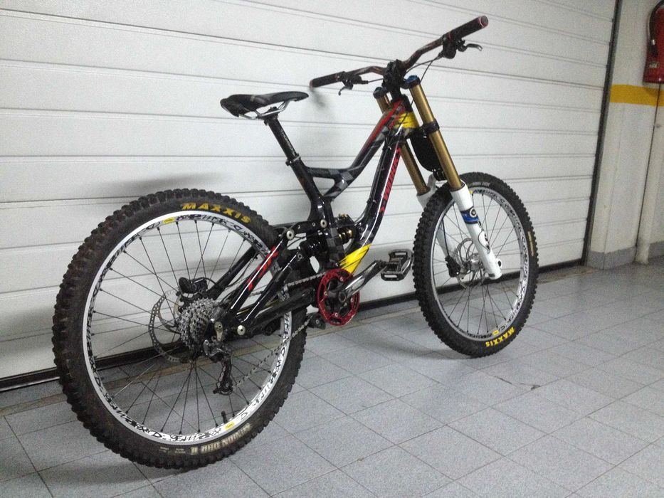 Specialized Demo 8 S-Works Carbono com garantia