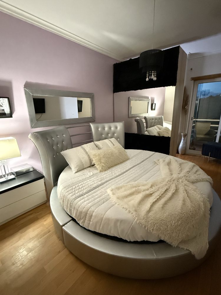 Arrenda-se quarto com despesas incluídas