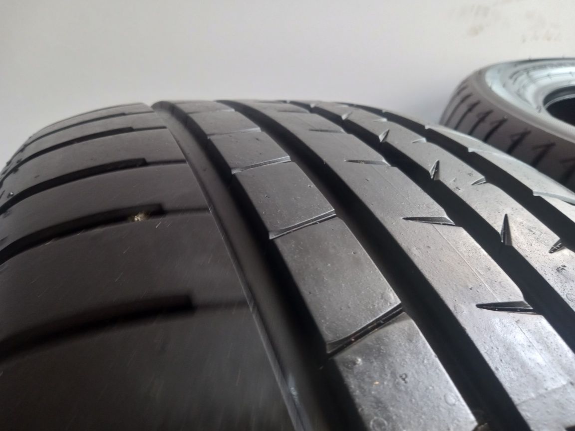 Opony letnie 235/45R20  Bridgestone jak nowe 21r