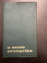 Livros religiosos antigos