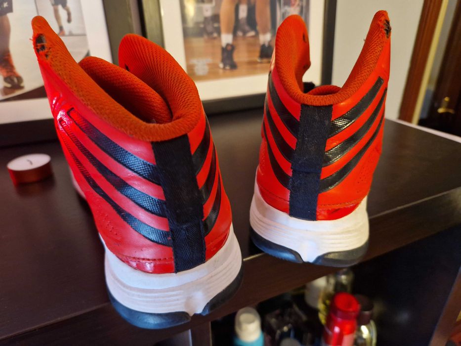 Adidas  Tenis de Basket