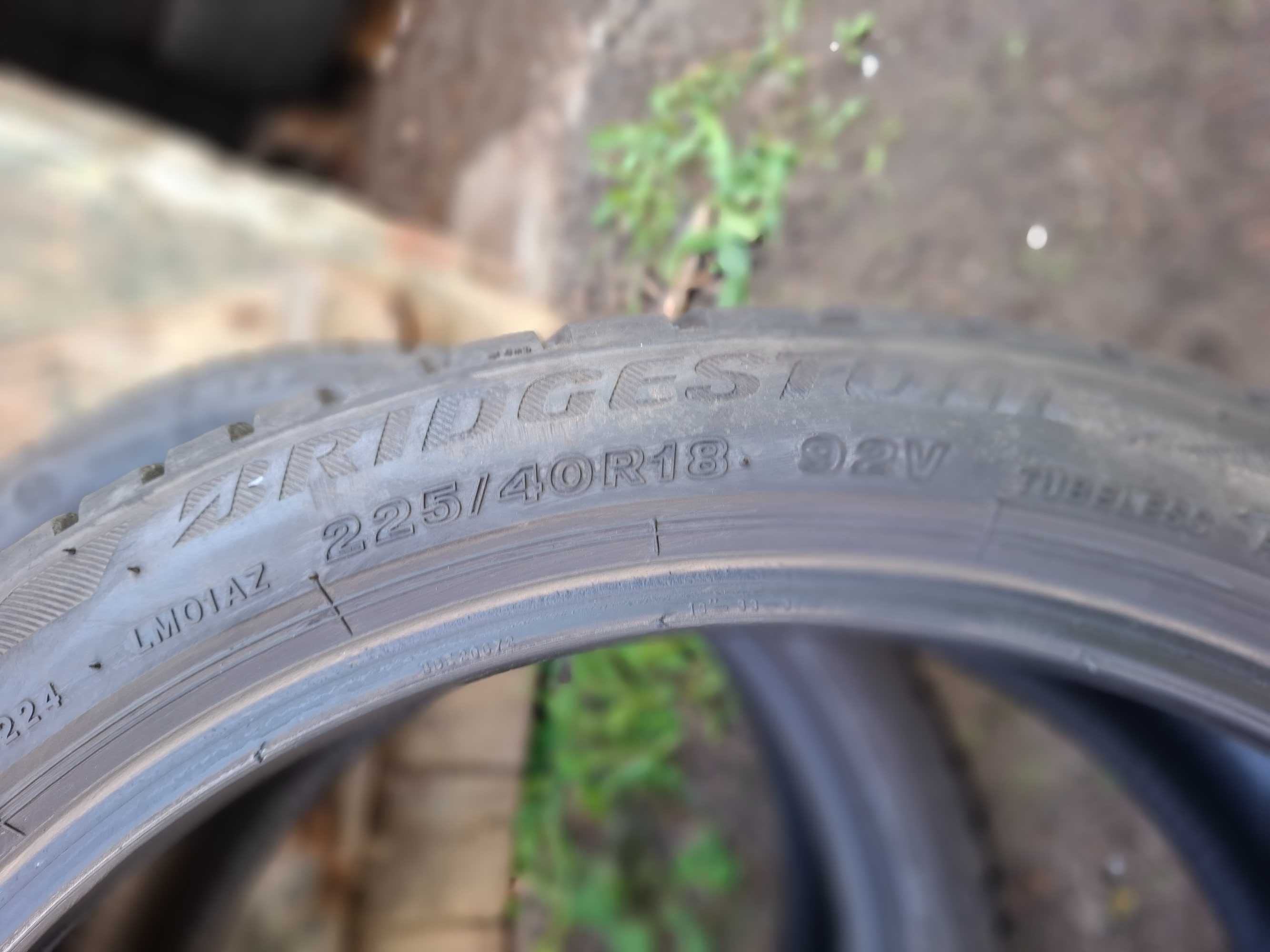 Dwie opony zimowe 225/40/18 Runflat