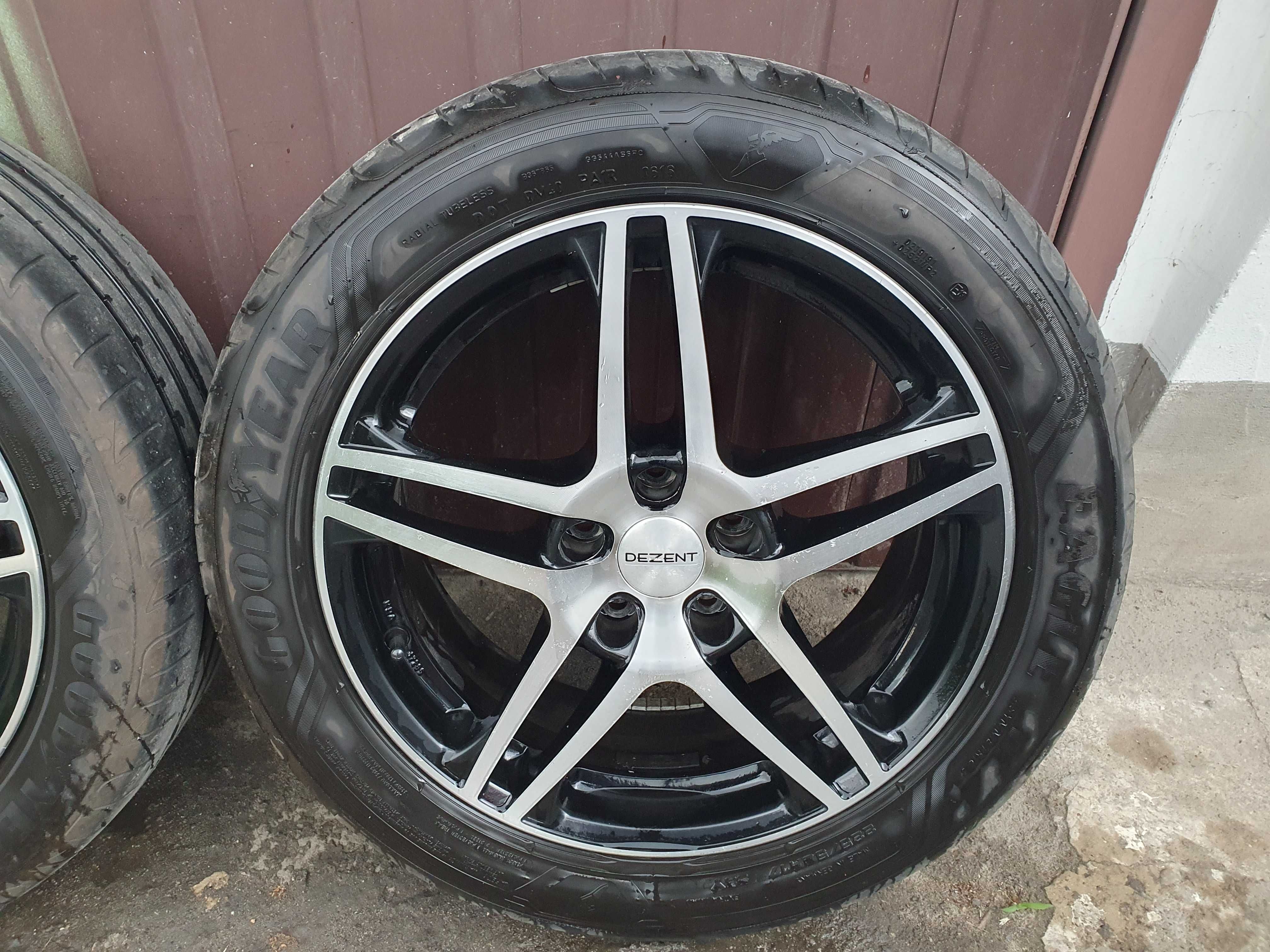 Alufelgi Dezent 17 5x112 ET48 Skoda Vw z oponami 225/50R17 lato
