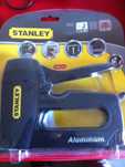 Agrafador manual stanley em aluminium