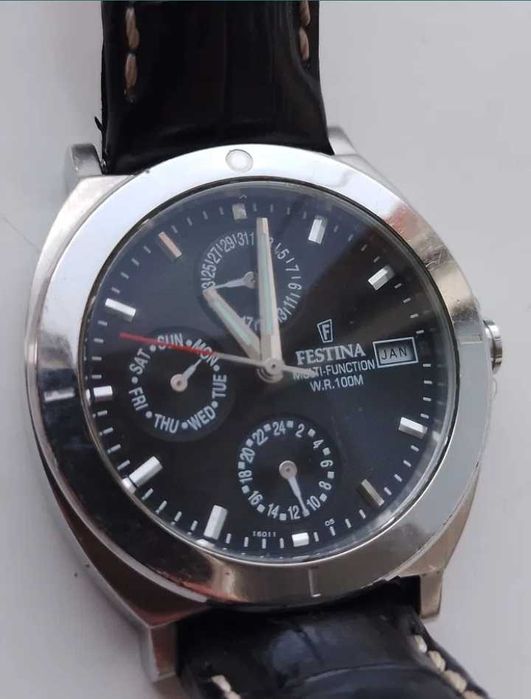 Продам часы "Festina" хронограф, унисекс.
