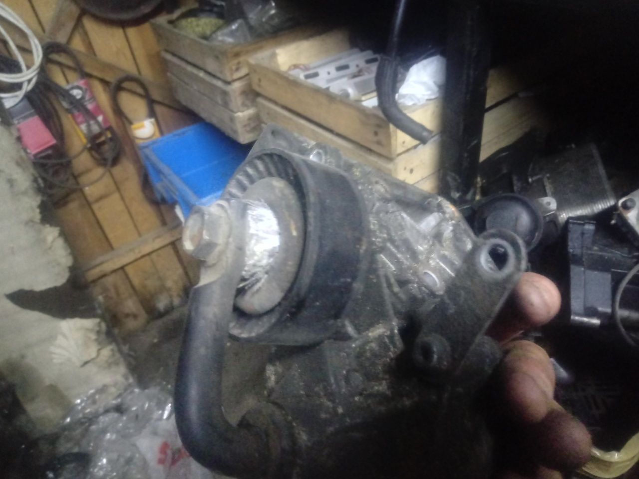 Podstawa napinacz klimy 3.0d 2.5d bmw e39 e38 e46 M57 6d1