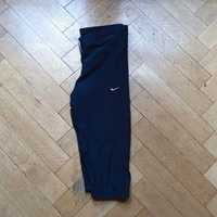Nike dri fit legginsy krótkie rybaczki za kolano czarne