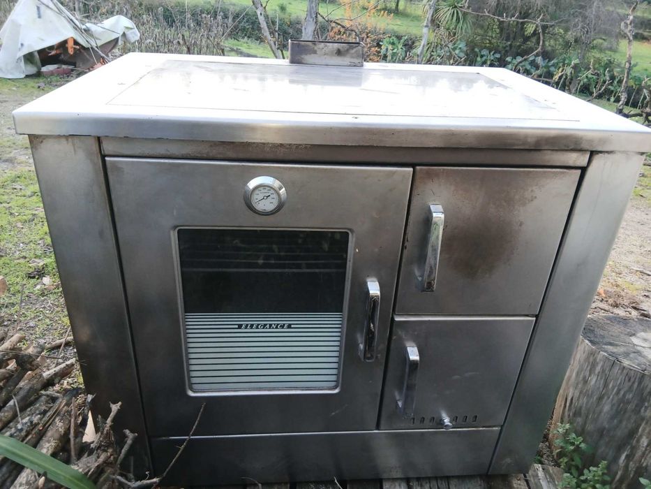 Fogão de lenha para aquecimento