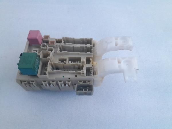 Caixa fusíveis / SAM / BSI TOYOTA Yaris (_P9_)