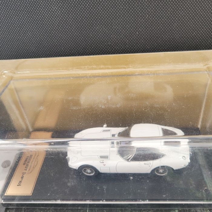 Carro miniatura Toyota