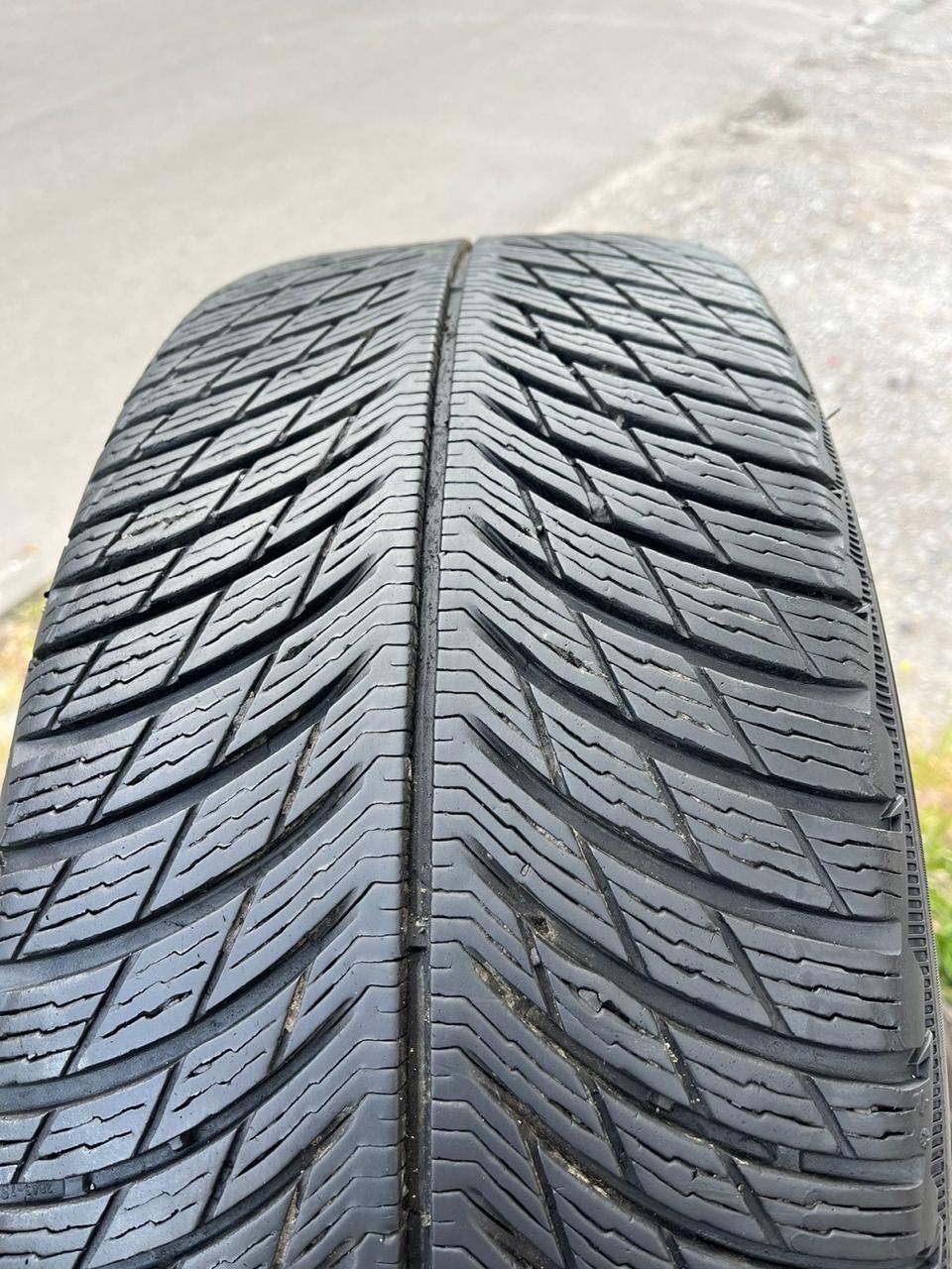 Резина 225/55 R18 Michelin Pilot Alpin5 4 зимние шины