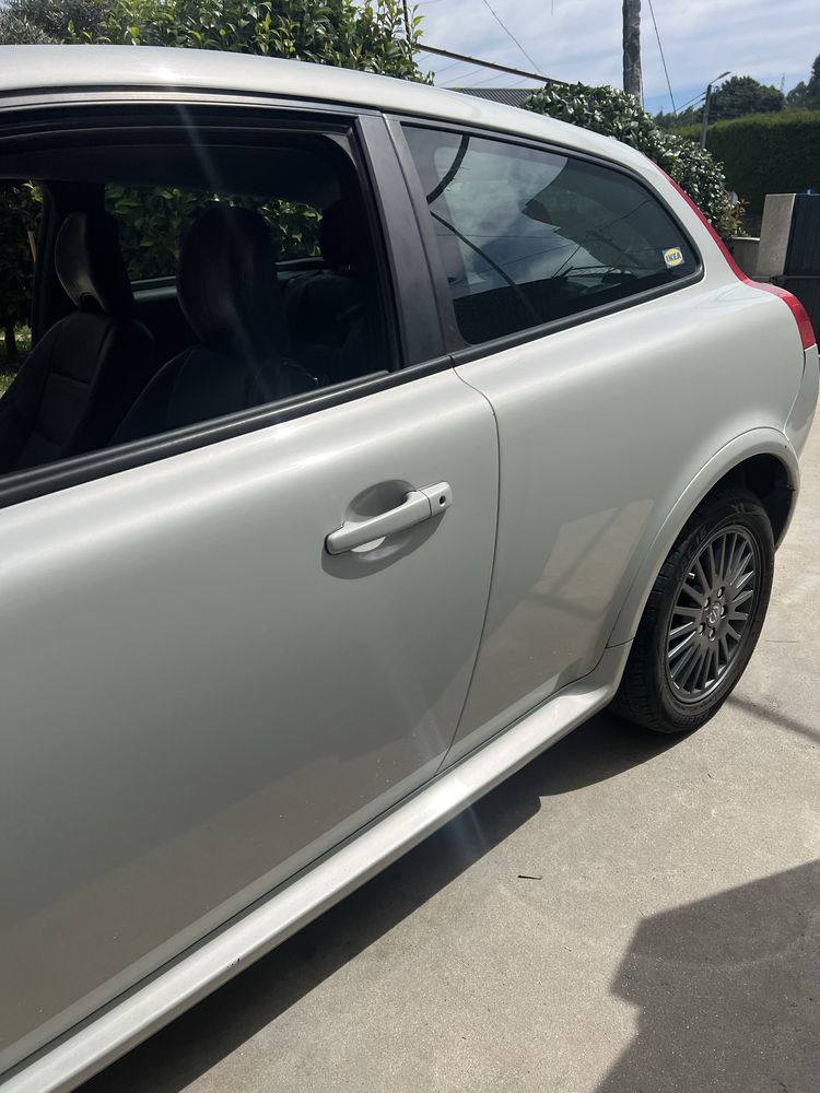 Volvo c30 em bom estado