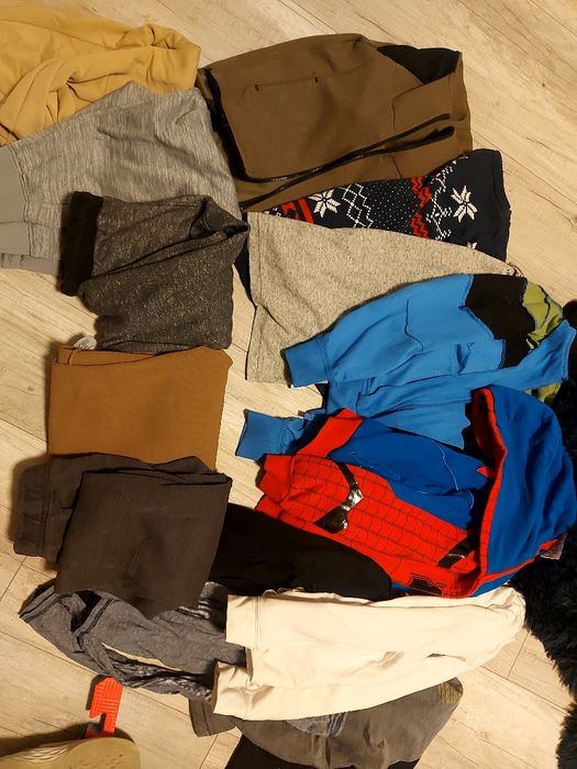 Дитячий одяг на 7-9 років