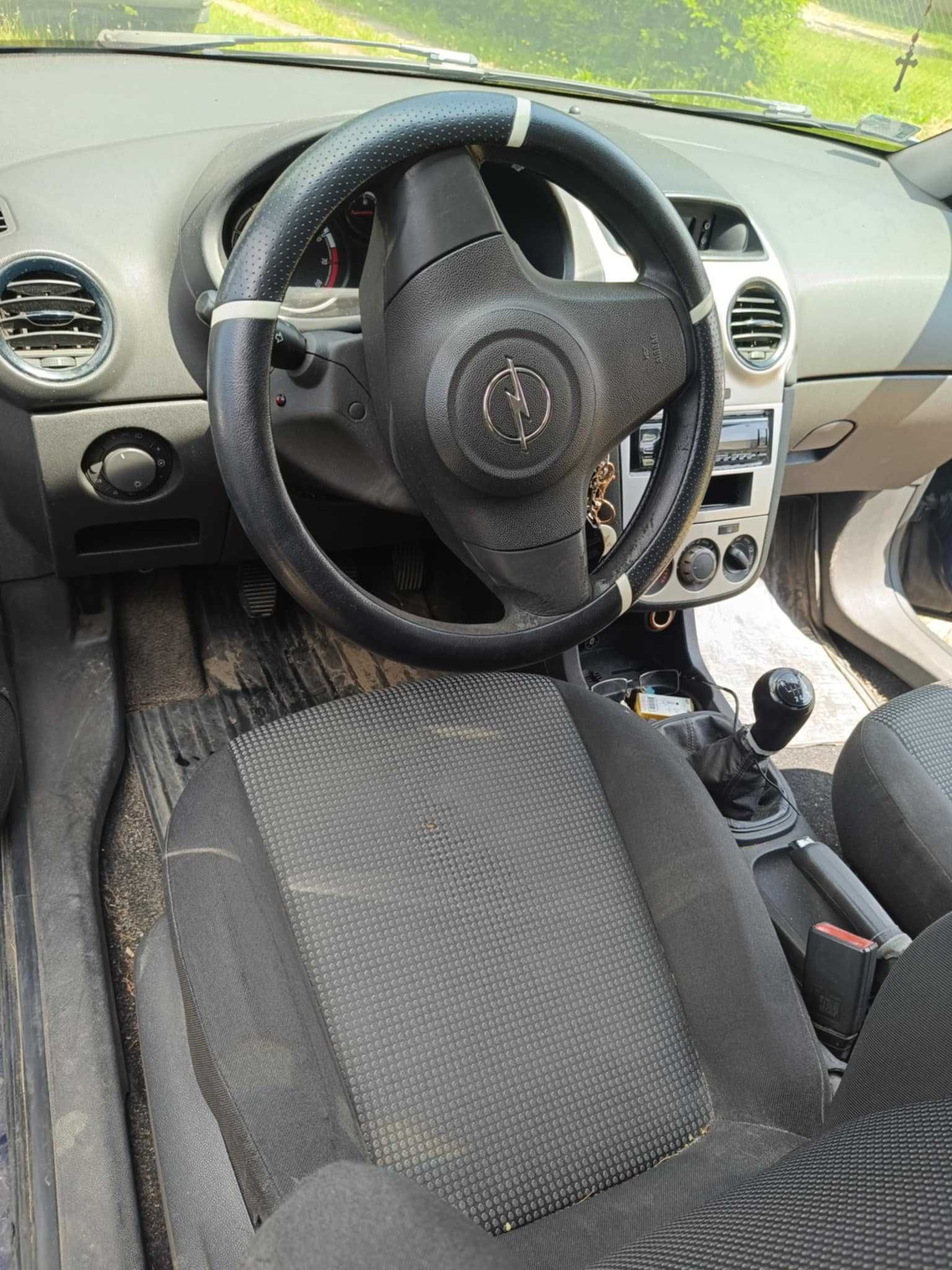 Opel Corsa D 1.2 2008