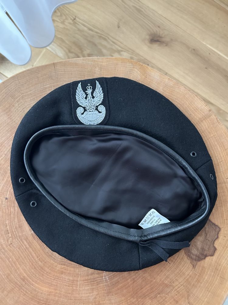 Beret wojskowy czarny r. 56