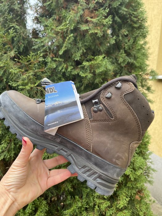 Чоловічі ботинки шкіряні