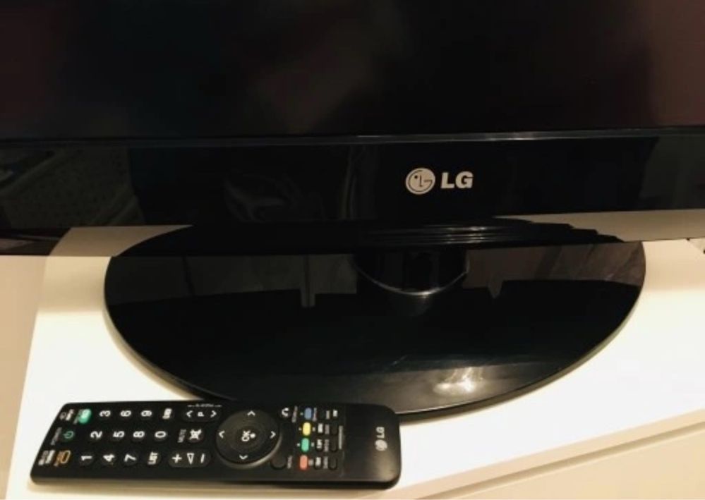 Telewizor LCD Lg 32LD320 32" Hd Ready