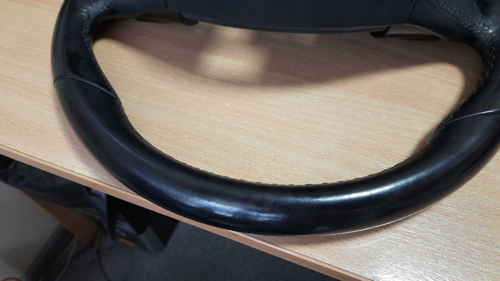 Руль Фольксваген Туарег, 2010 г