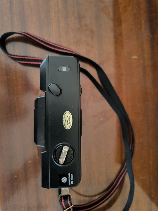 Máquina fotográfica Franka AF-600 38mm e respectiva bolsa de transport