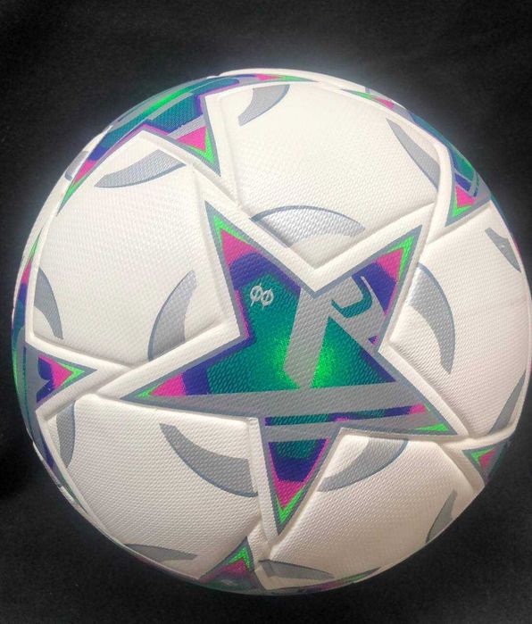 М'яч футбольний UEFA League Champions професійний безшовний