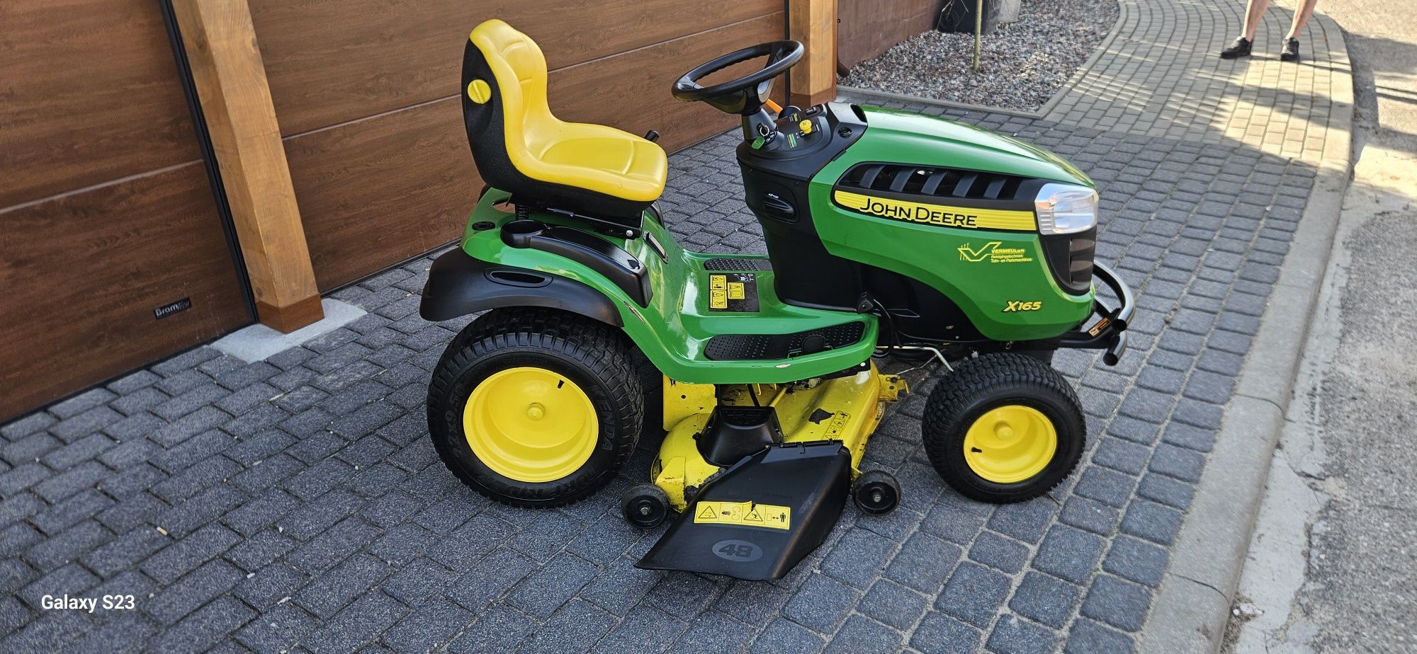 Traktorek kosiarka John Deere x165 22hp