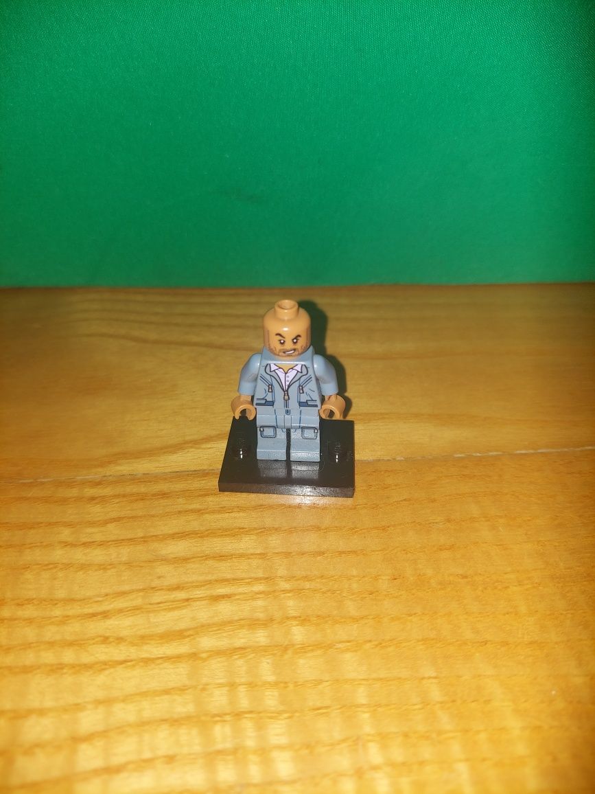 LEGO Simon Masrani Minifigure Jurassic World