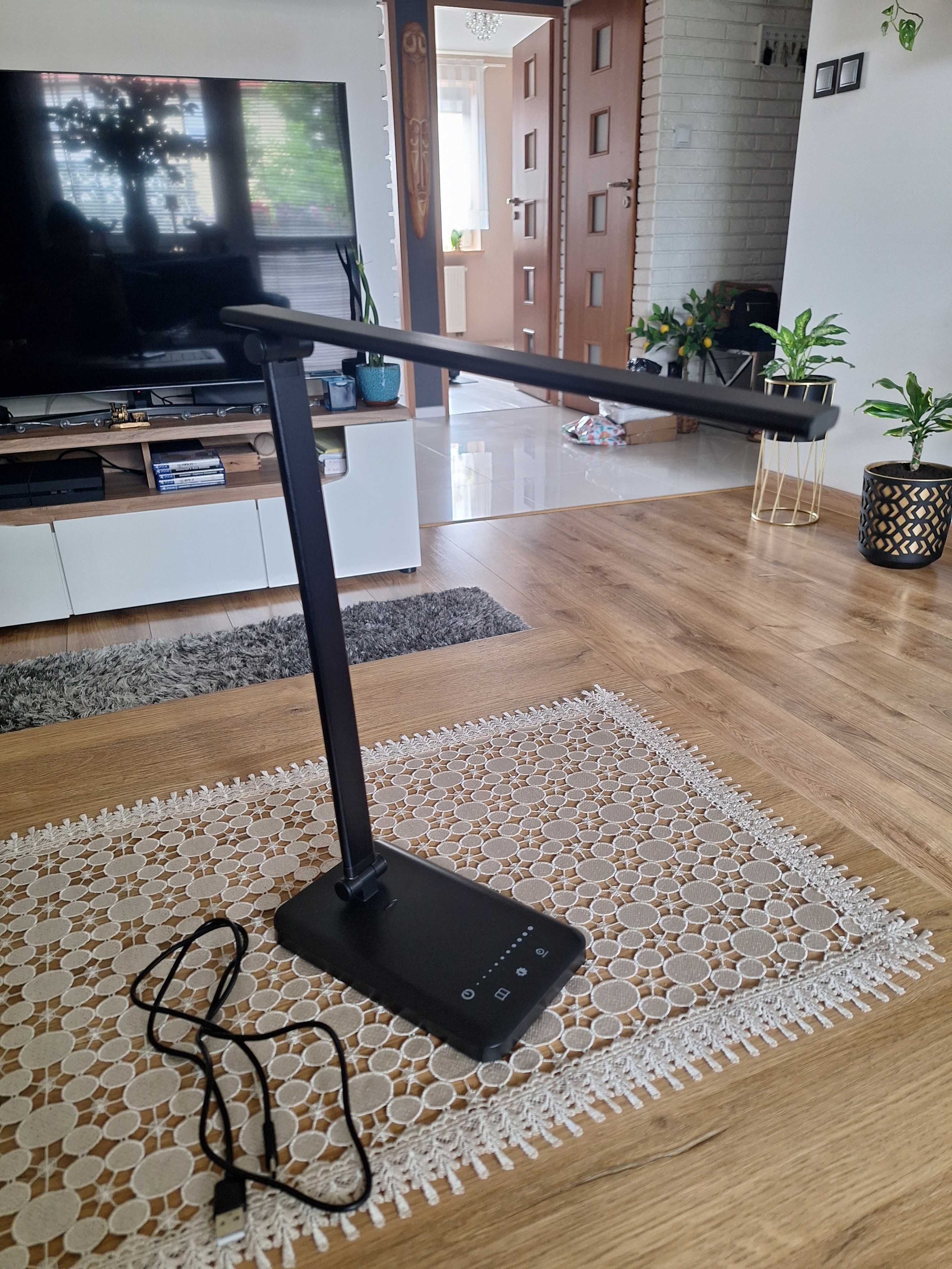 Lampka biurowa led
